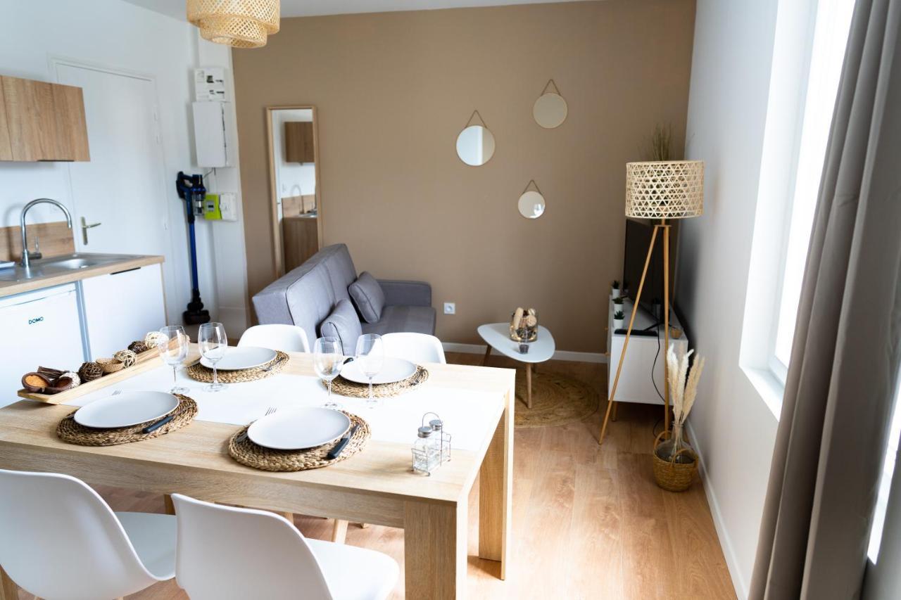 Calme & Confort Avec Parking Prive A Saumur Exterior photo